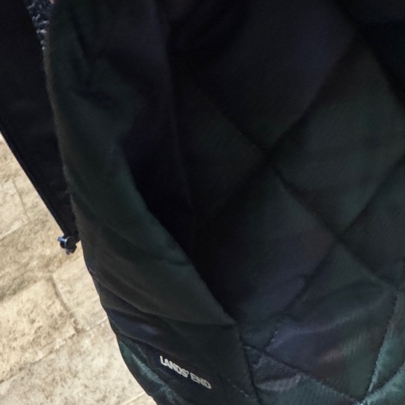 Lands' End Quilted Puffer Vest - Picture 5 of 10